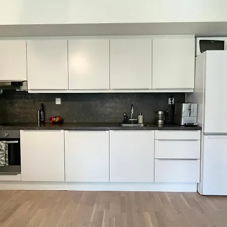 Central And Modern With Terrace Lejlighed *